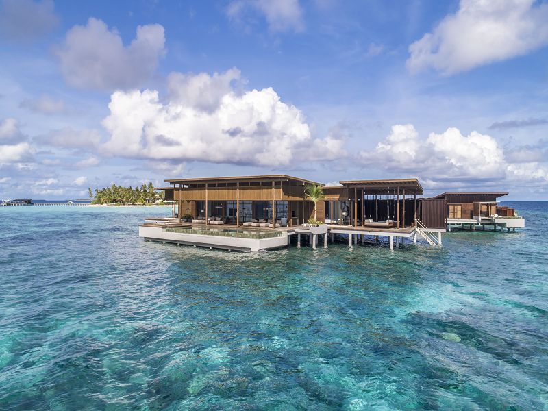 THE-Overwater-Reef-Residence-Front-View-2