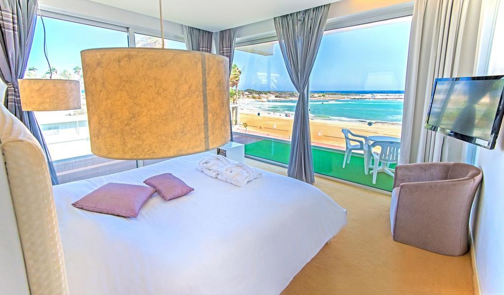 The Dome Beach Hotel (5)