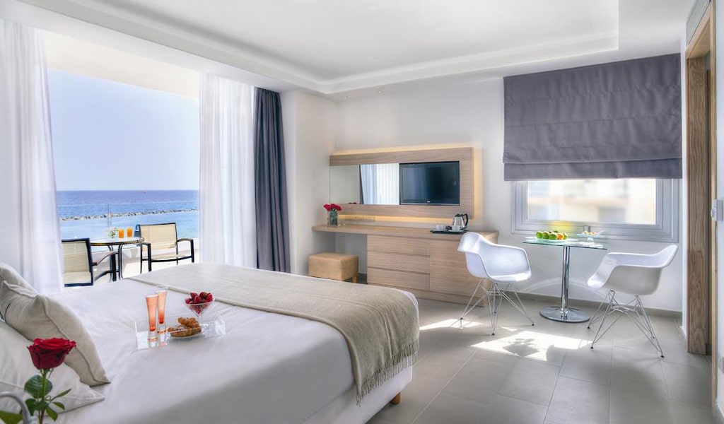 The Royal Apollonia Beach Hotel (34)