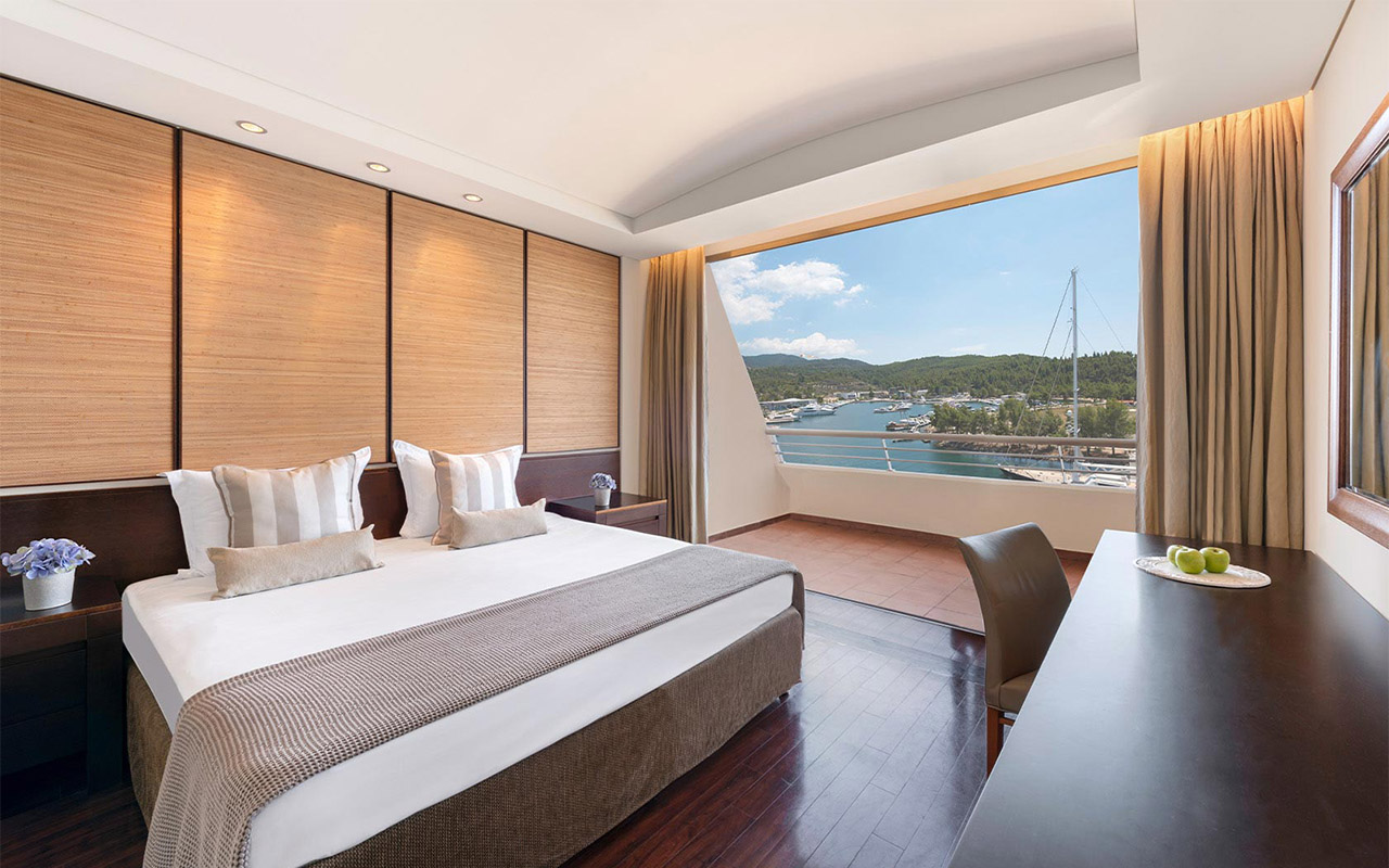 Twin - Double Room Sea or Marina View (2)