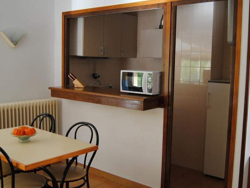 Two-Bedroom Apartment (5 Adults)9