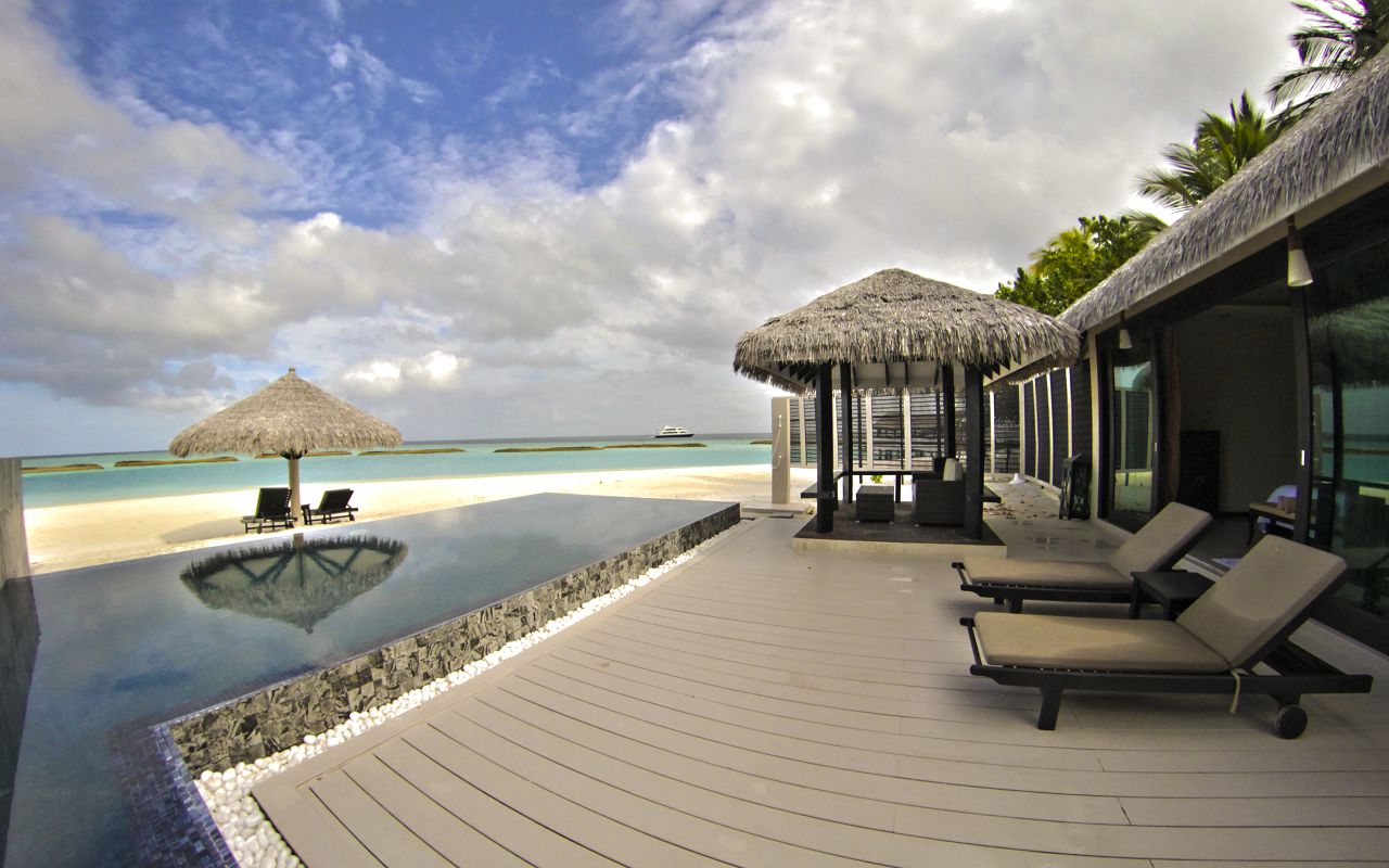 Two Bedroom Family Executive Suite with Pool (14)