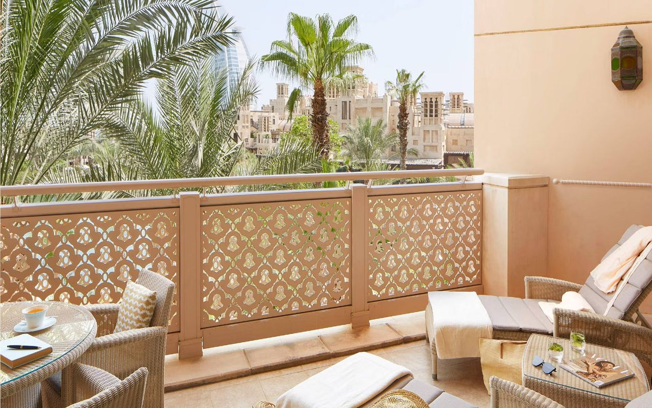 al-qasr--one-bedroom-arabian-suite--balcony