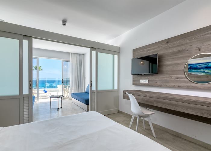 atlantica-sungarden-beach-family-sea-view02