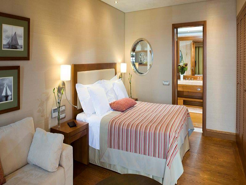 deluxe_hotel_suites_sea_view5