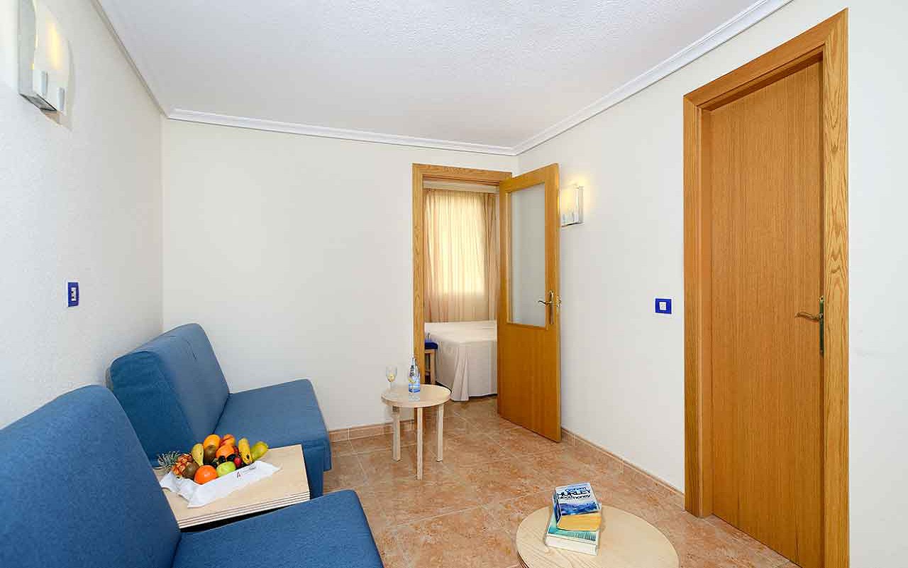 family-room-hotel-troya-alexandre-tenerife-1
