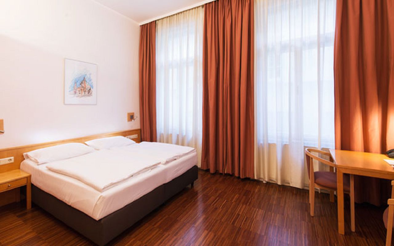 hotel-post-wien-business-room-7