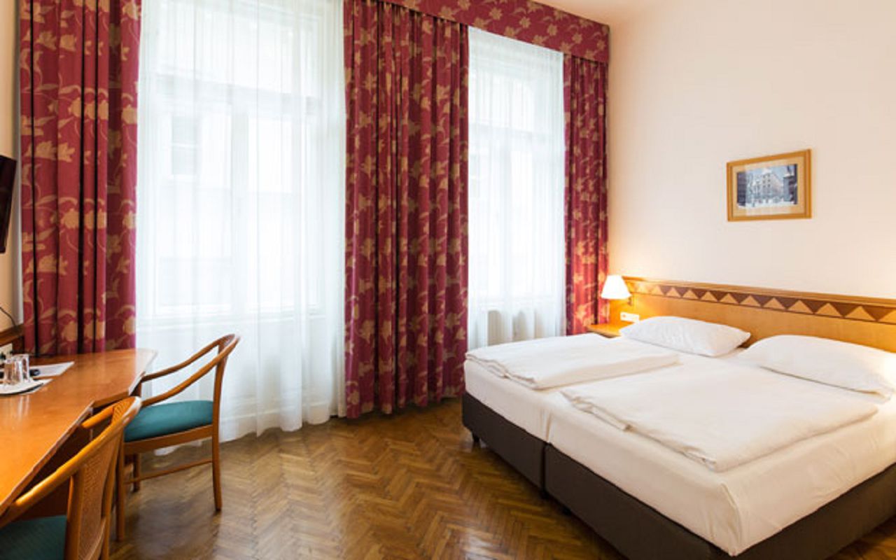hotel-post-wien-doppelzimmer-standard-4