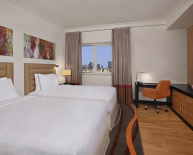 king_two_bedroom_fam_apart_1