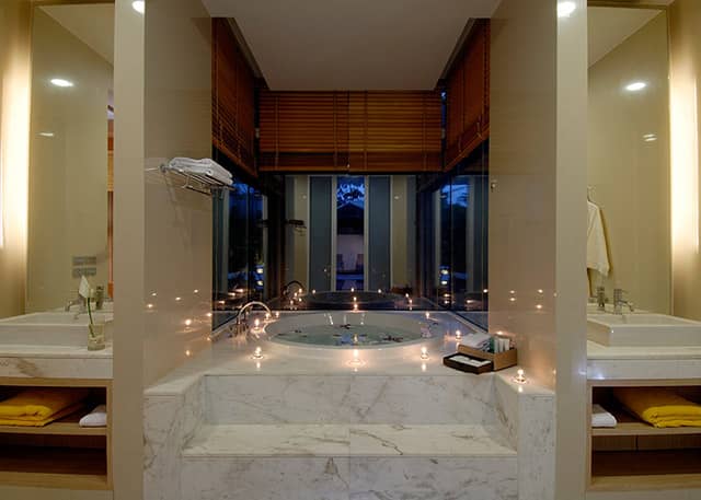 luxury-pool-villa-1