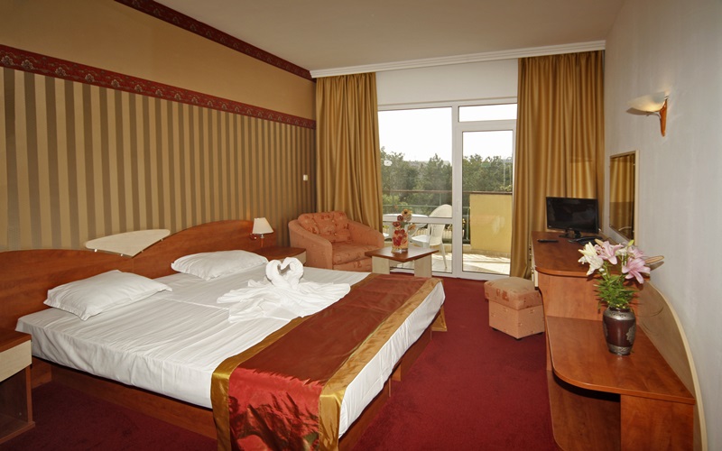 mak-hotel_bedroom