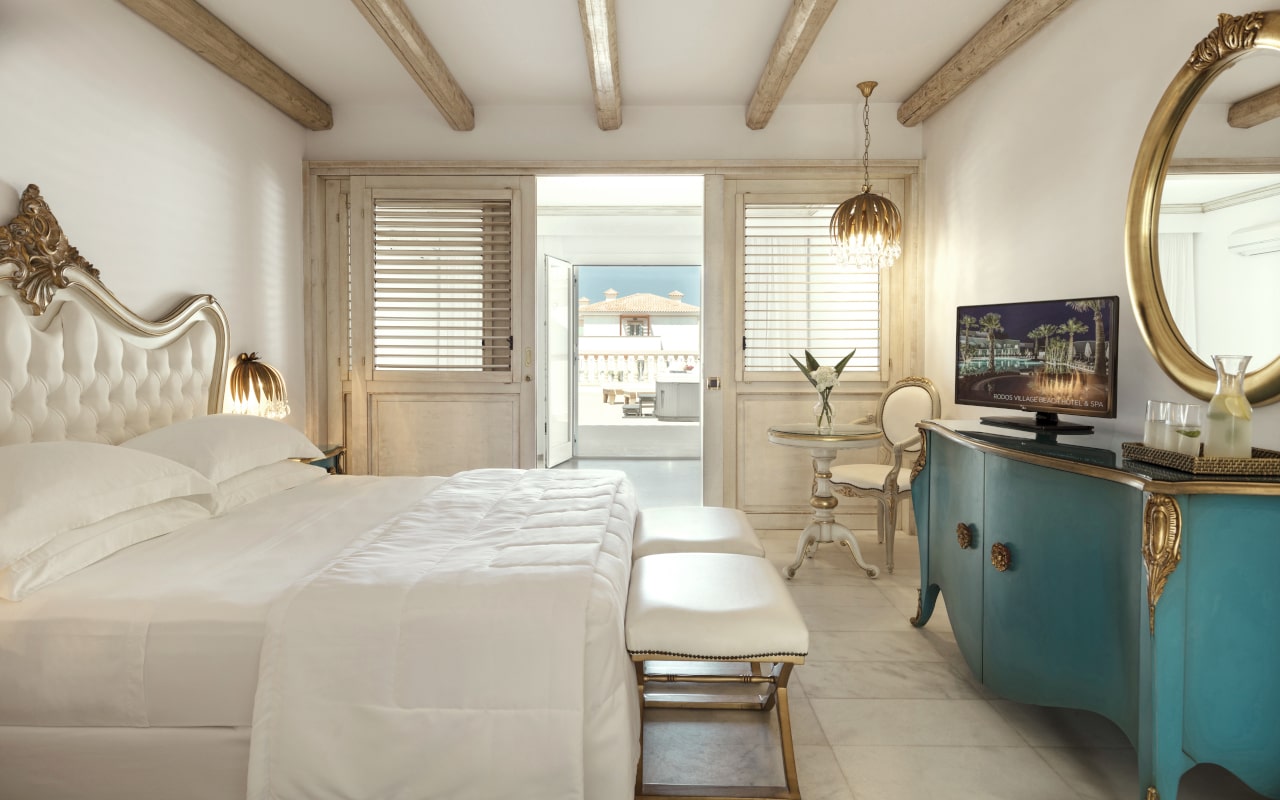 mitsis_crete_laguna_bungalow_family_gardenview_room_whirlpool_jazzi_2940-min