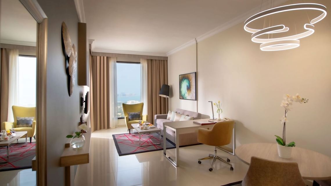 premium-suite-sea-view-living-room-1_wide