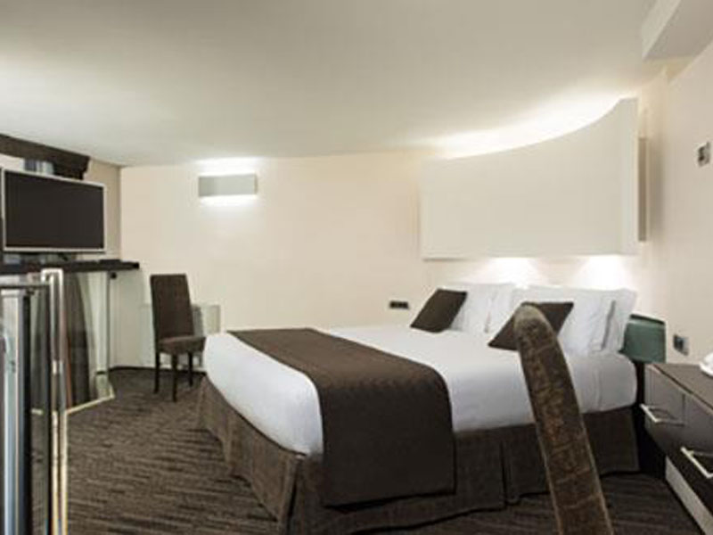 rooms-hotel-universo-4-stars-rome
