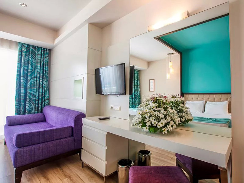 sea-orange-county-standart-deniz-manzarali-oda2