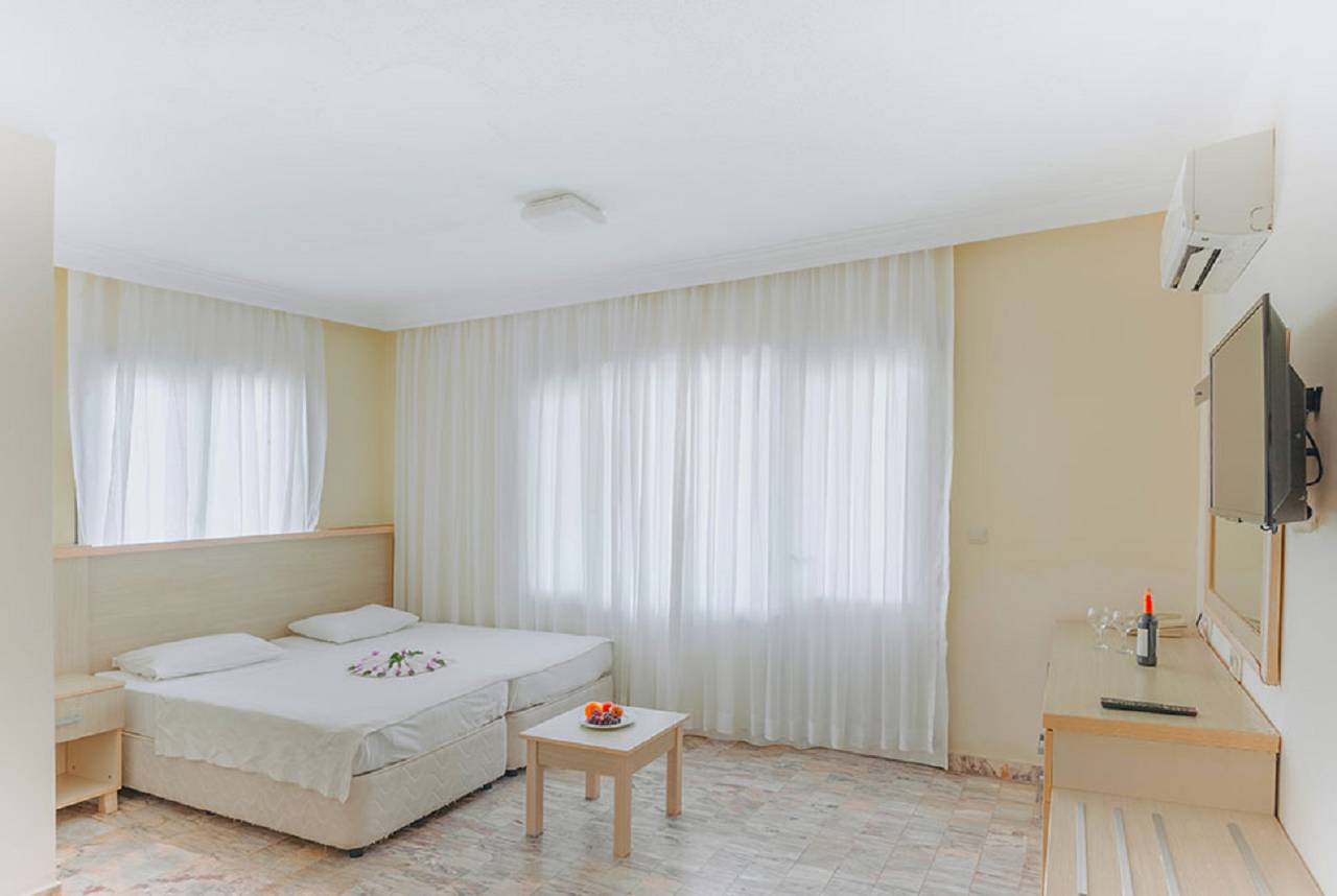 sural-garden-room-5