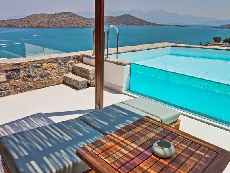 deluxe_room_private_pool_sea_view7