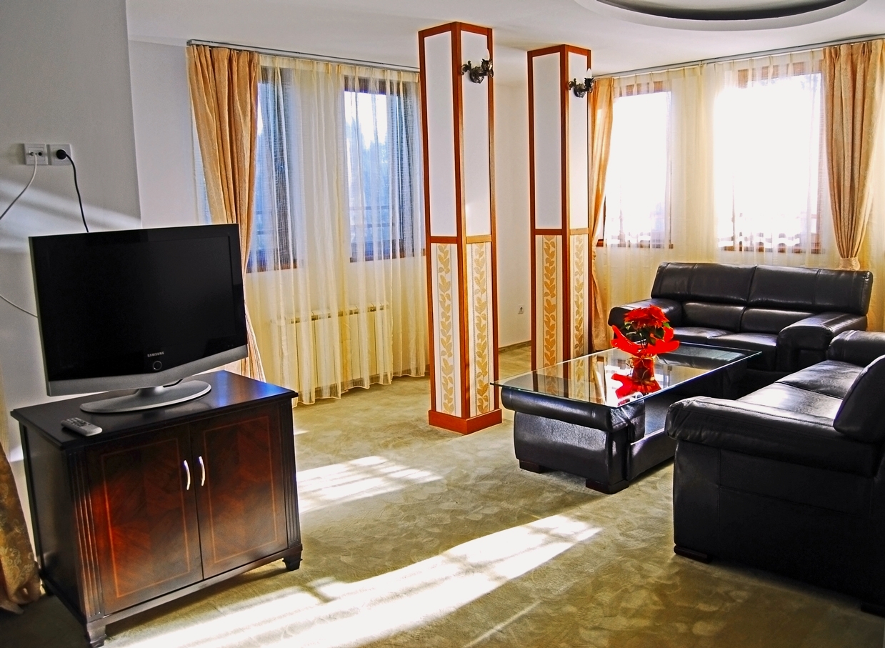 MPM Merryan suite livingroom