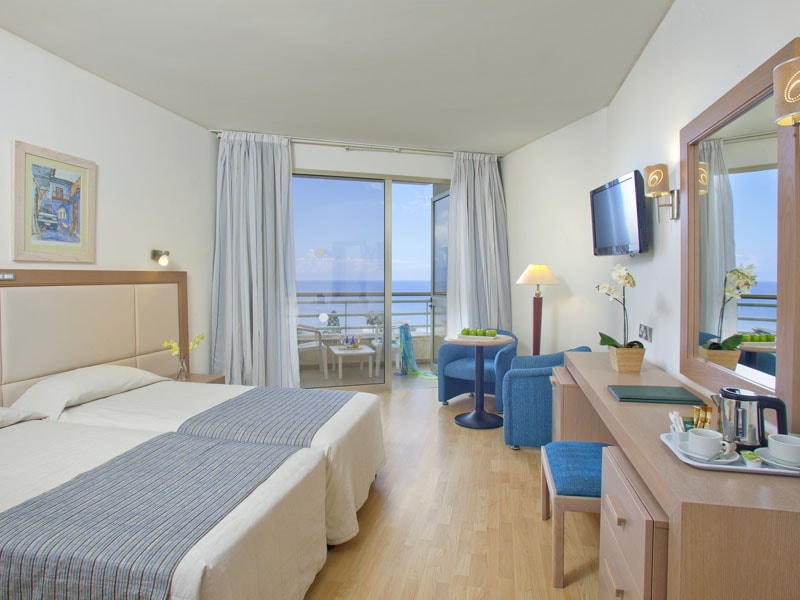 001 Standard Room-min