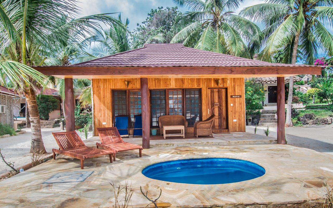 POOL BUNGALOWS (12)