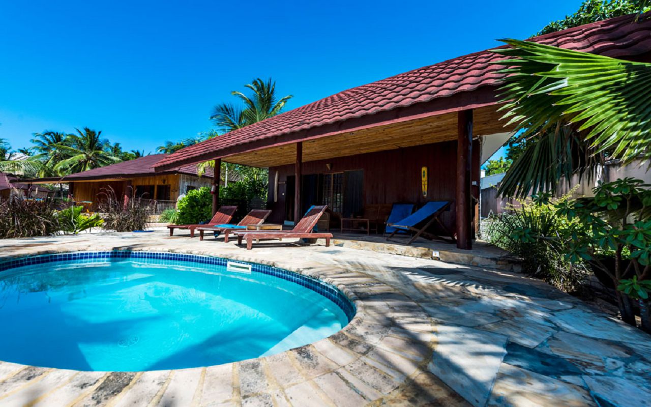 POOL BUNGALOWS (5)