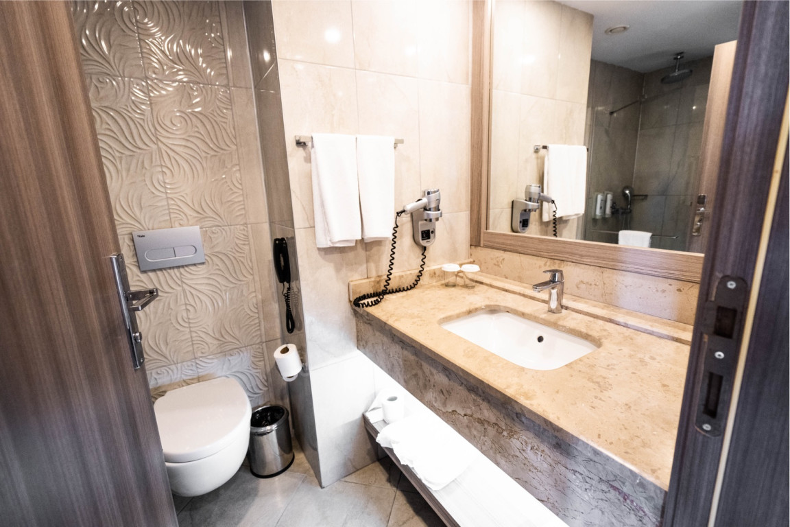 Double Room Land Side 2