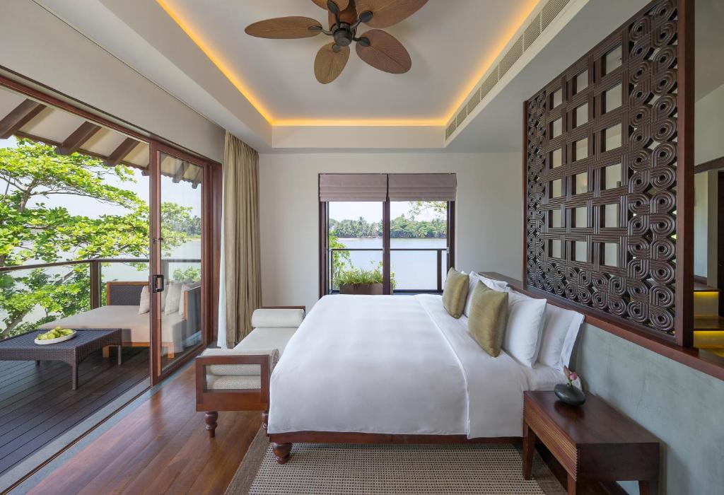 One Bedroom Anantara Suite Room (1)