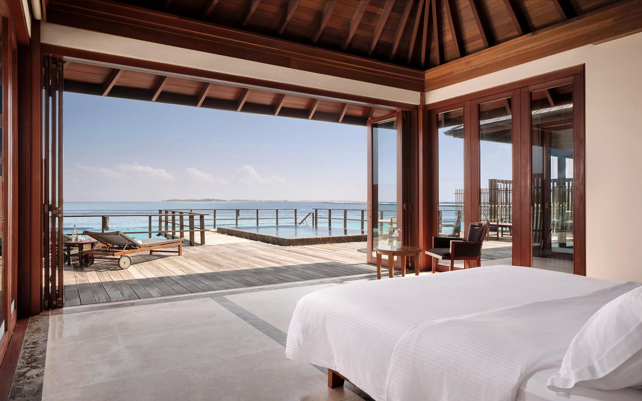 Villa-Nautica-One-Bedroom-Ocean-Suite-with-Pool-View-4K