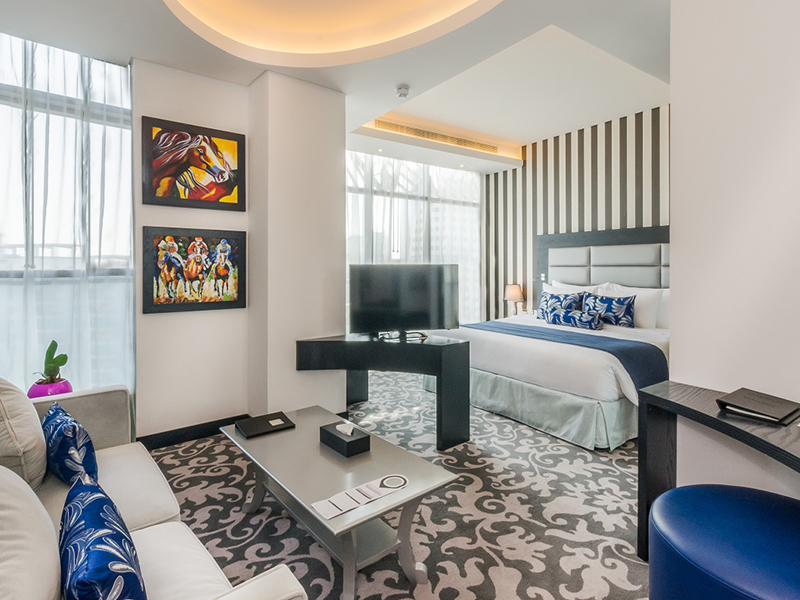 Executive Club Suite