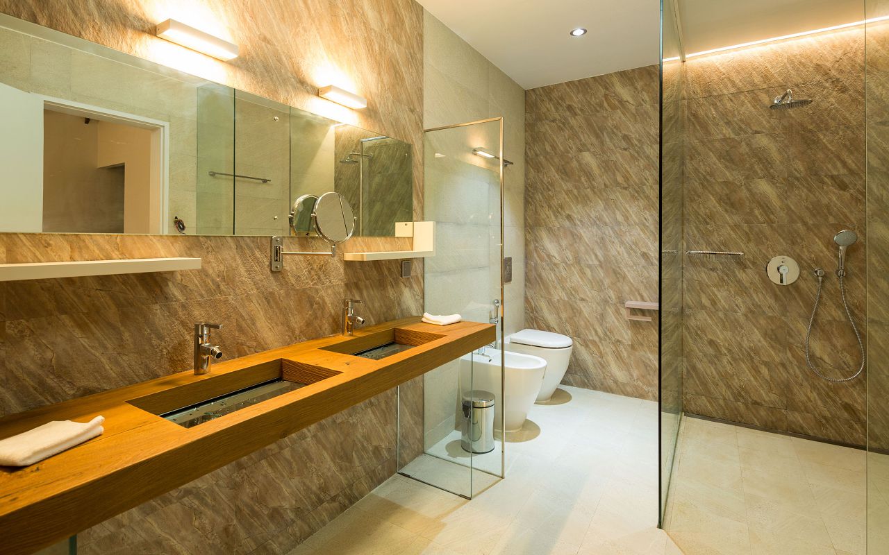 Lagoon Suite (2)