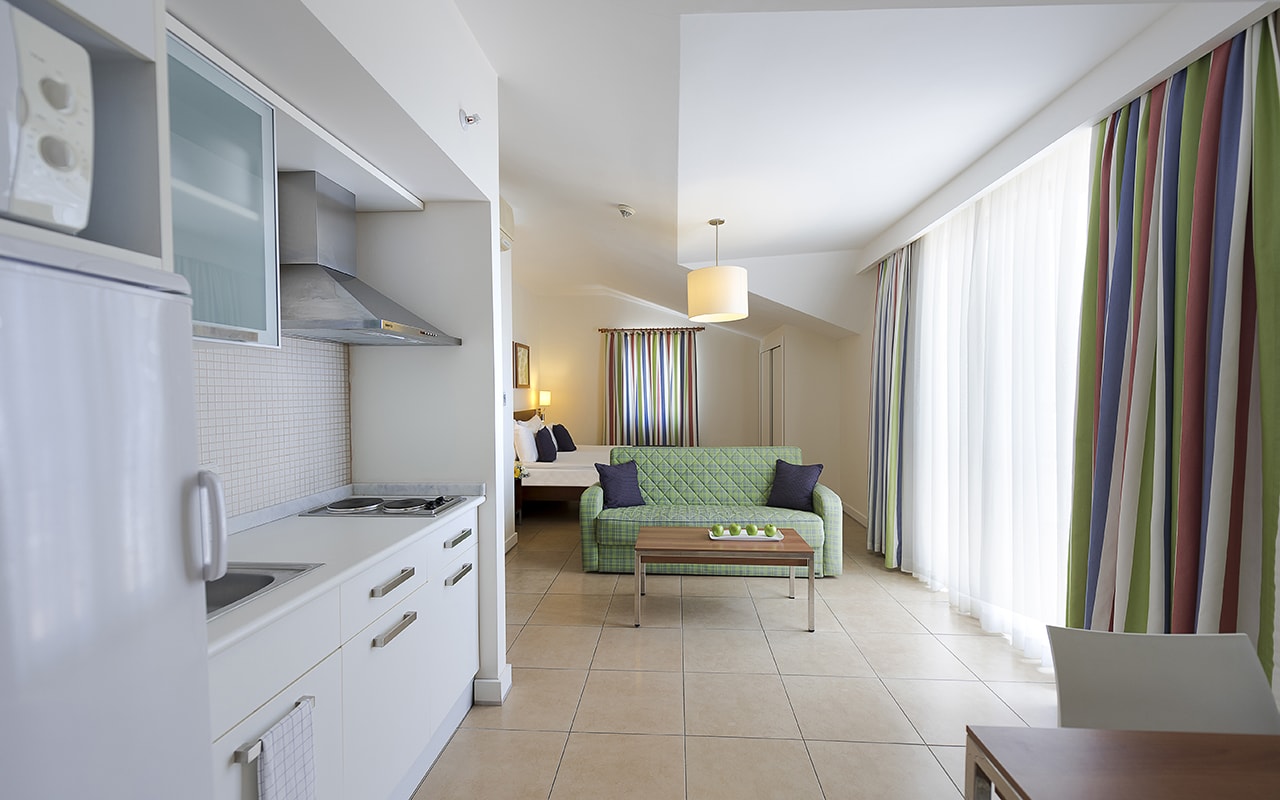 JUNIOR SUITE 02-min