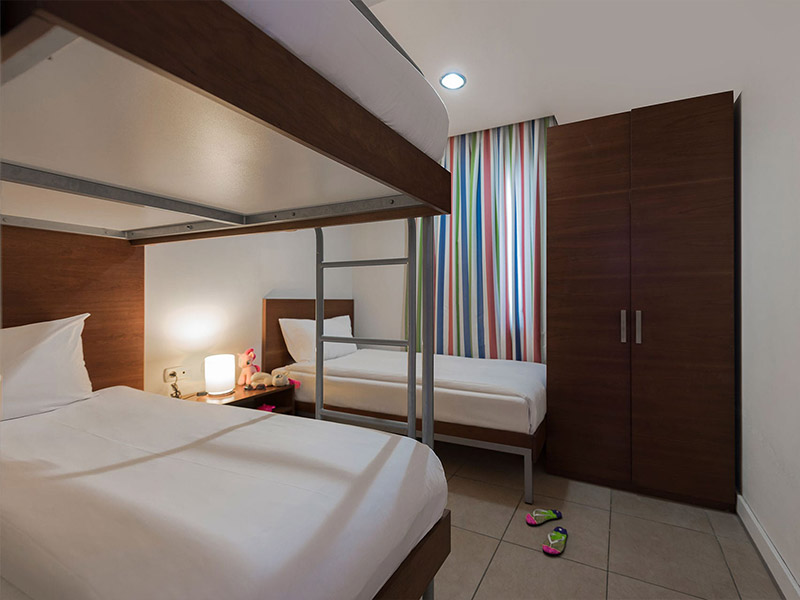 bsuites-rooms-grand-suite-03
