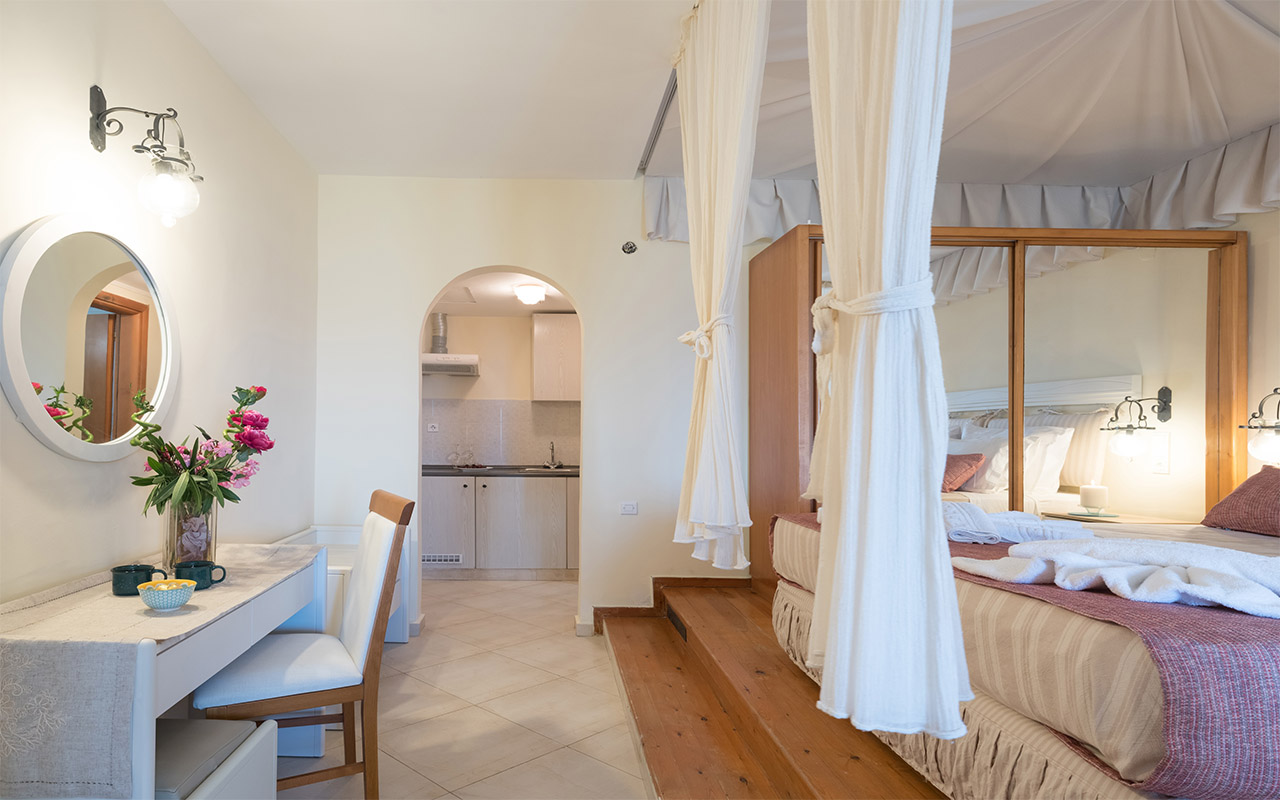 Classic Family Bungalow with Sea View (6)