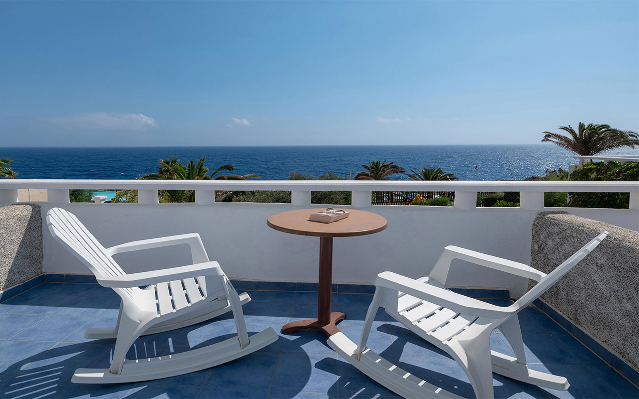 Superior Bungalow with Sea View (1)