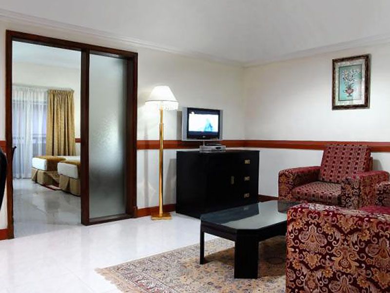 Al Muraqabat Plaza Hotel Apartment (3)