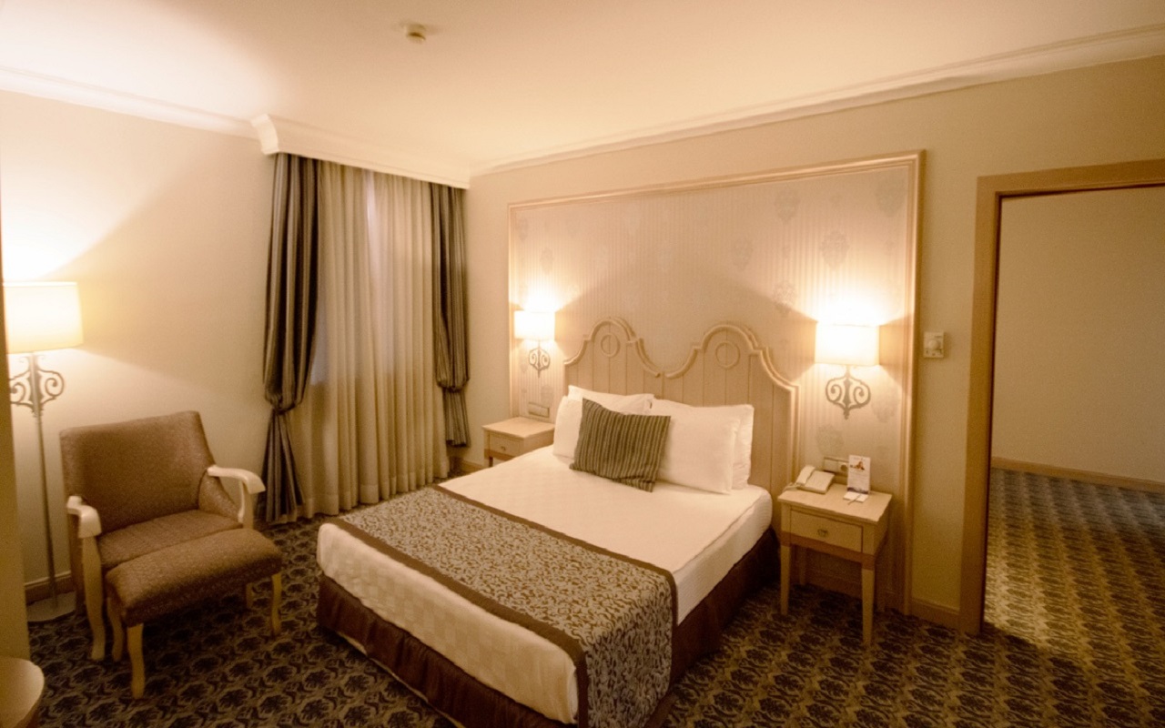 DELUXE SUITE5