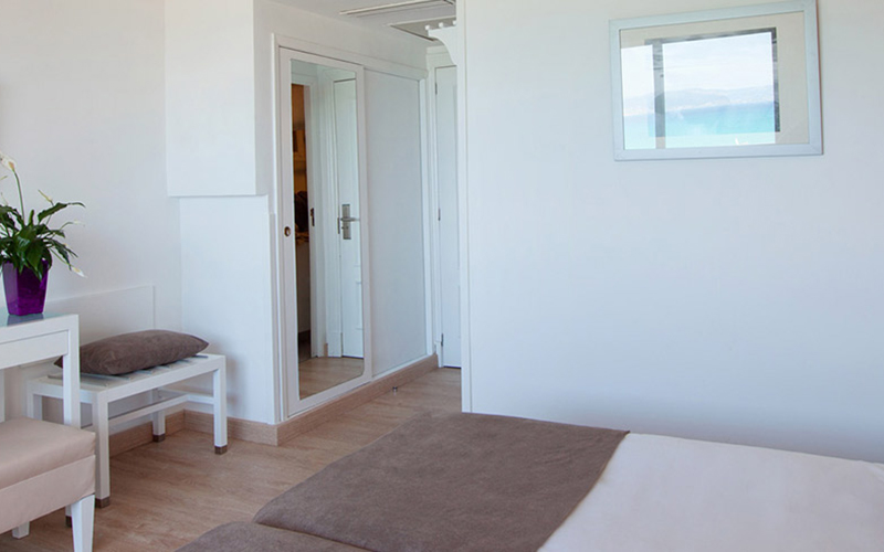 Double room with sea views2