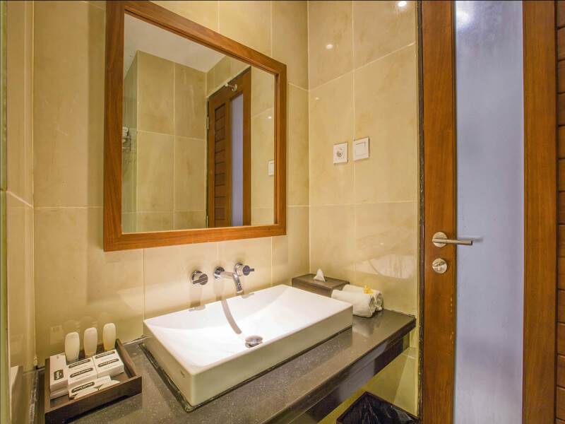 Grand Lavillais Hotel - Bathroom 2