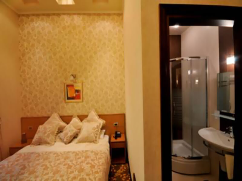 Standard Double or Twin Room2