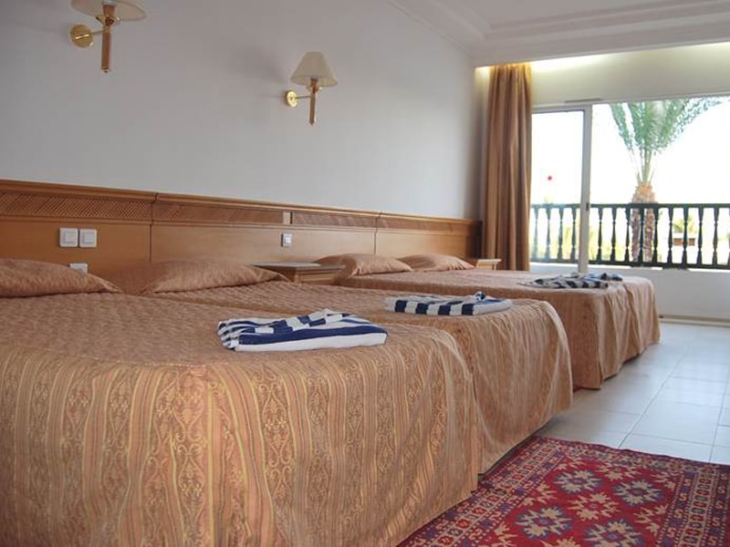 Quadruple Room3-min