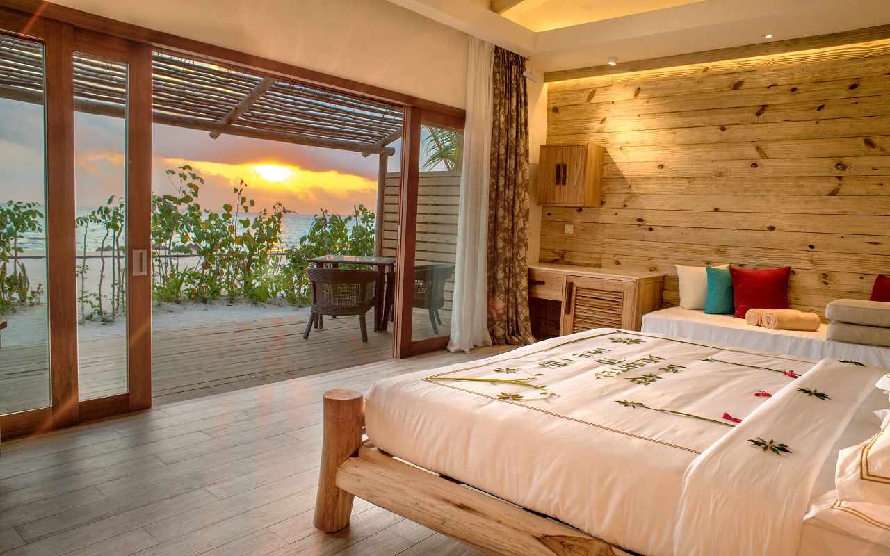 Beach Suite with Pool (12)