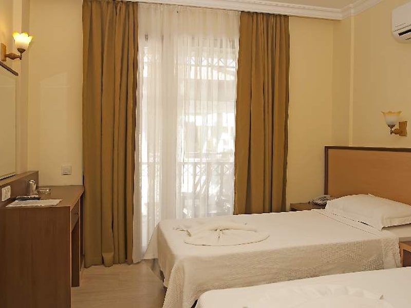 Kemper Felice Hotel9-min