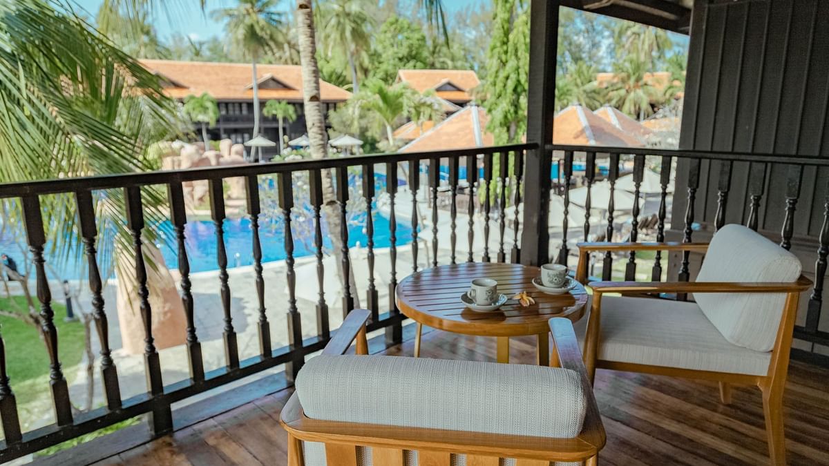 Pool terrace 2