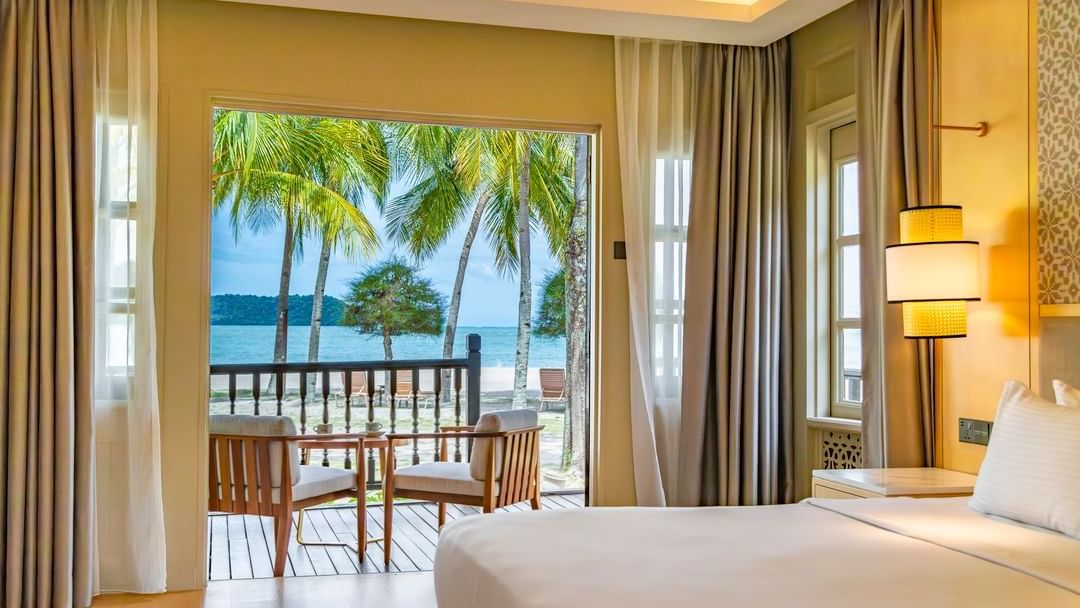 Seaview room 1