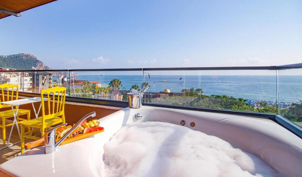 Standard Room Sea View With Jacuzzi (1)