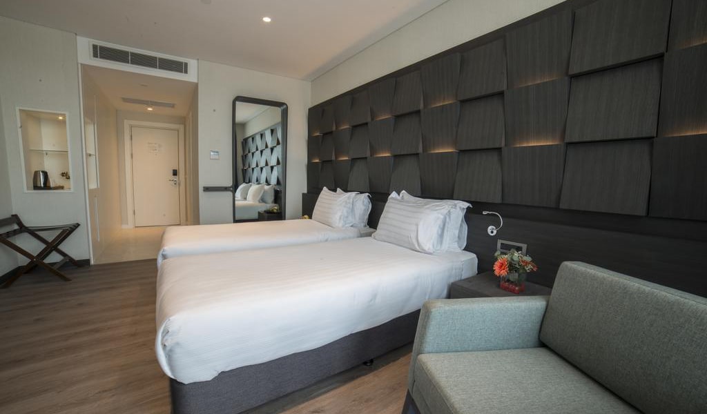 Junior Suite with Twin Bed-min