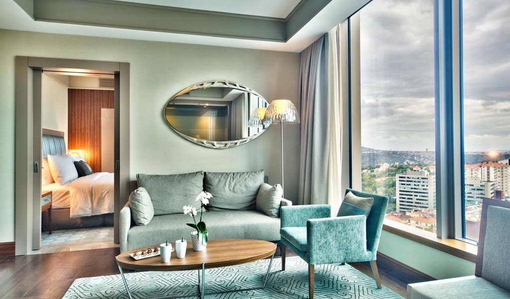 Junior Suite Bosphorus View With Lounge Access 1-min