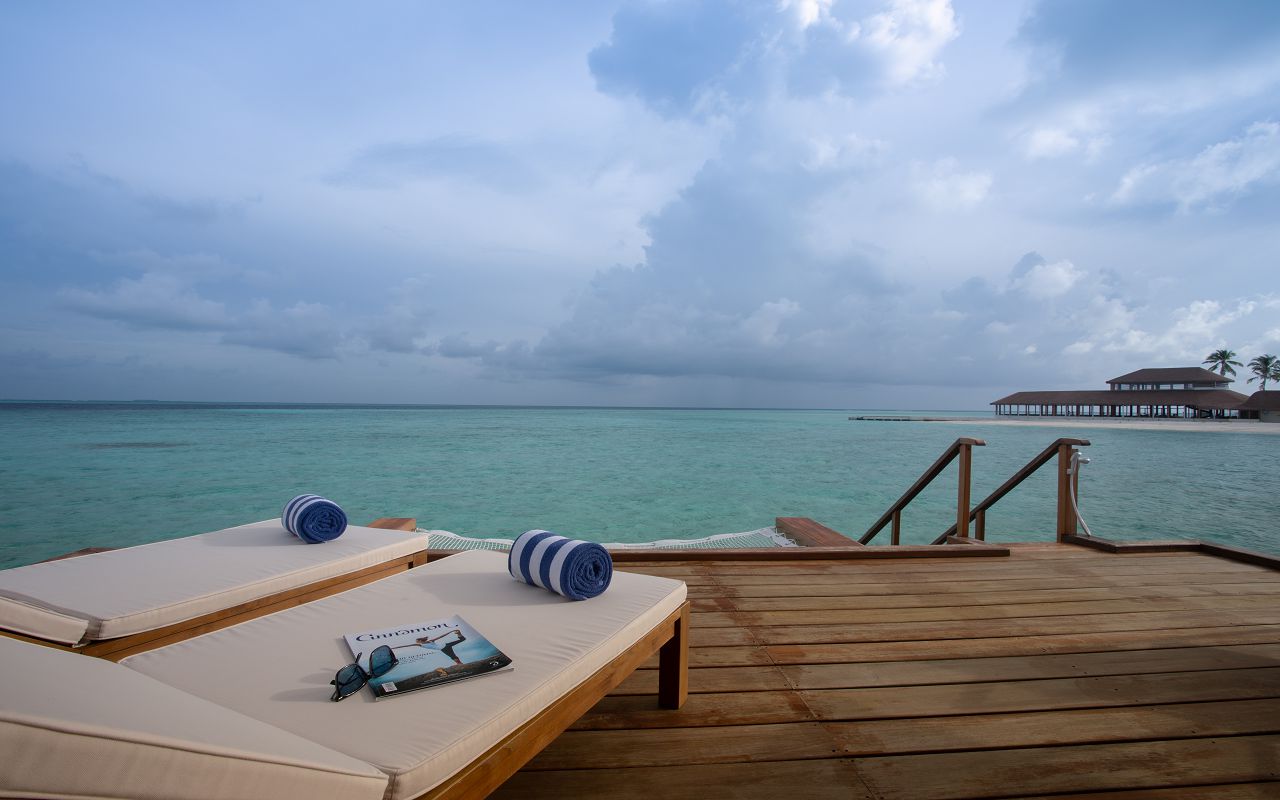 Water Bungalow (11)