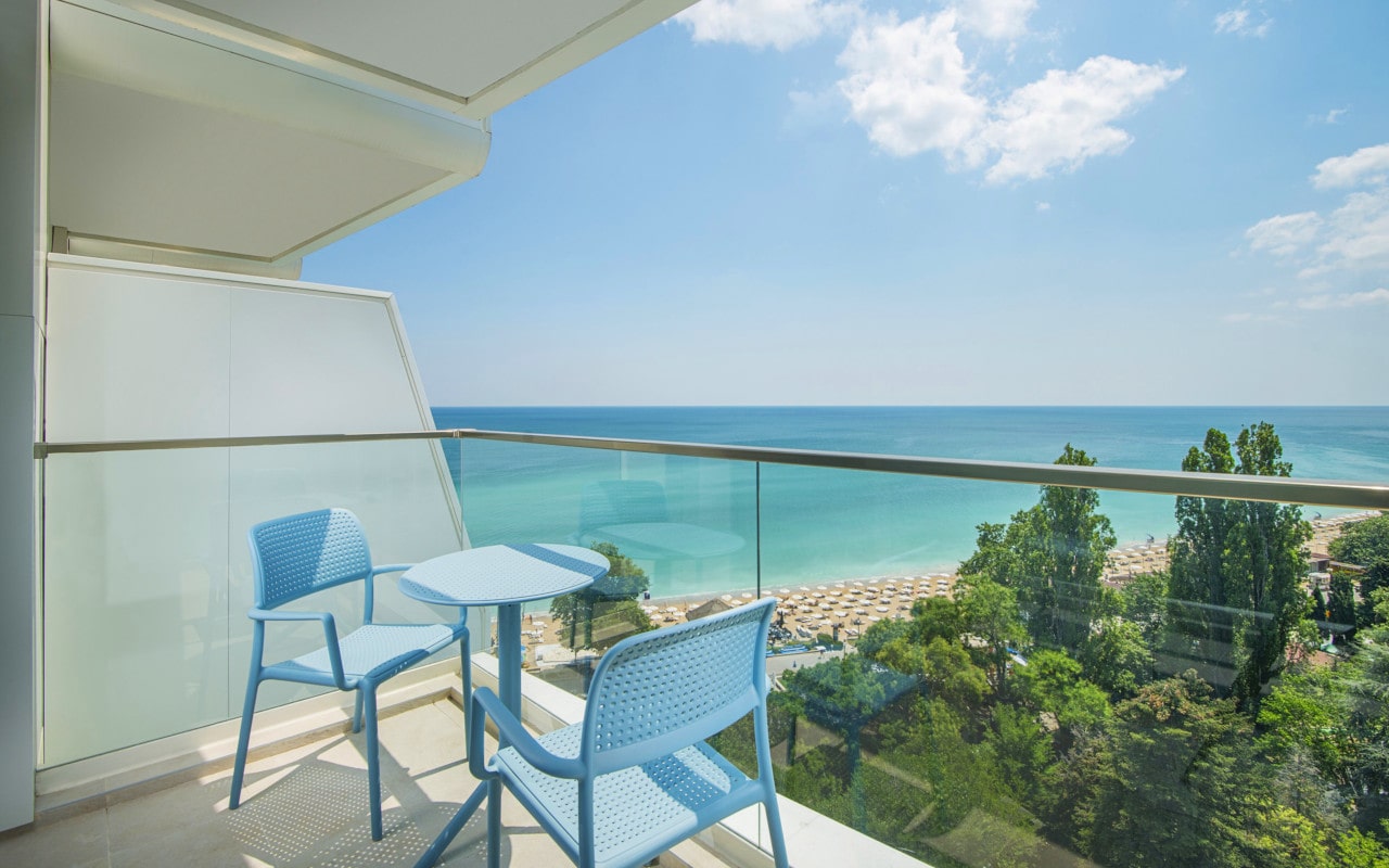 AST_20_095 - Double room partial sea view_Balcony-min