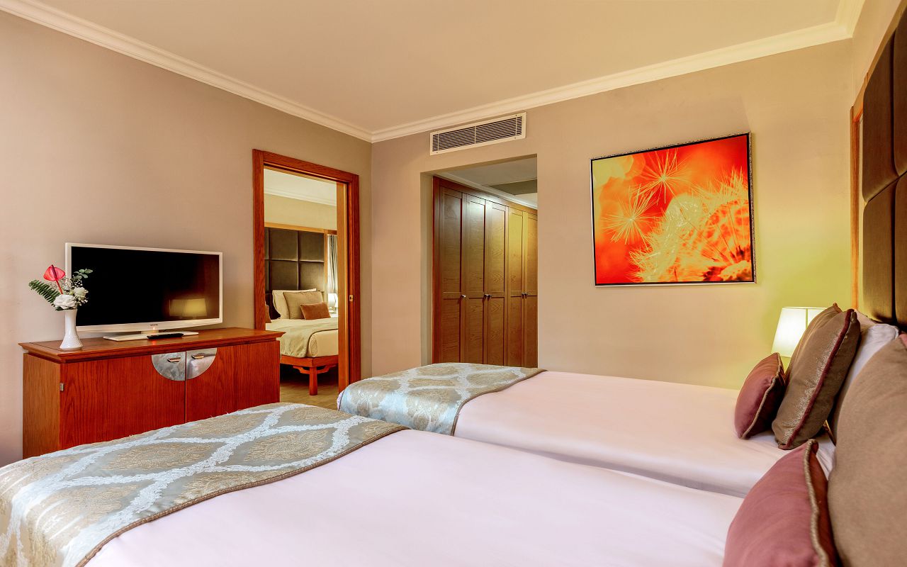 Family Room (Village) 3